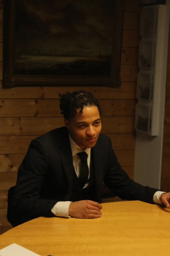 Ademako, Hamburger Hunde